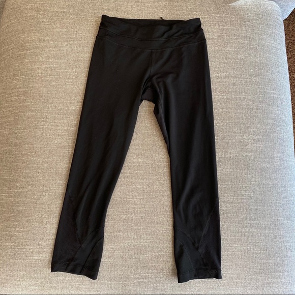 lululemon athletica Pants - 🍋 Lululemon Capri Leggings